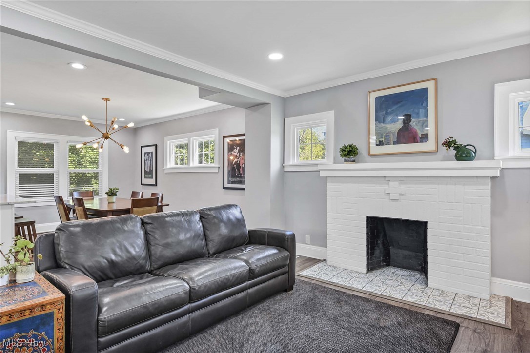 Ja Wigmore Companys Cedarbro - Residential