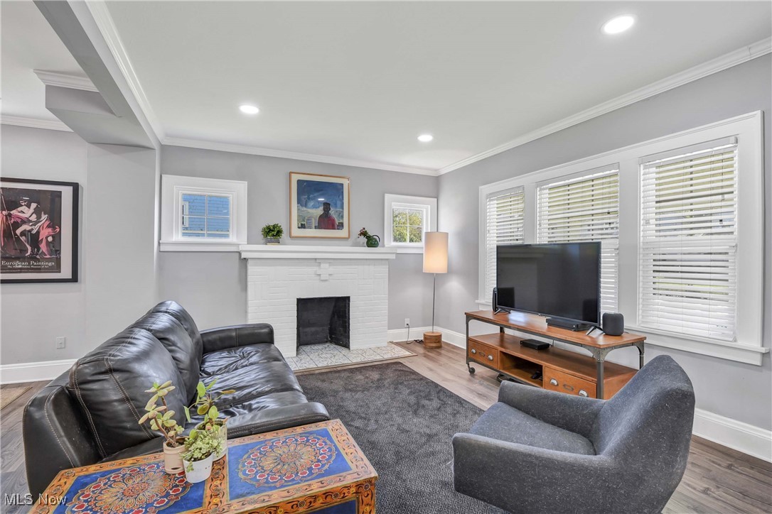 Ja Wigmore Companys Cedarbro - Residential