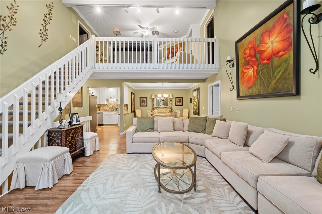 Shady Hollow Condo - Residential