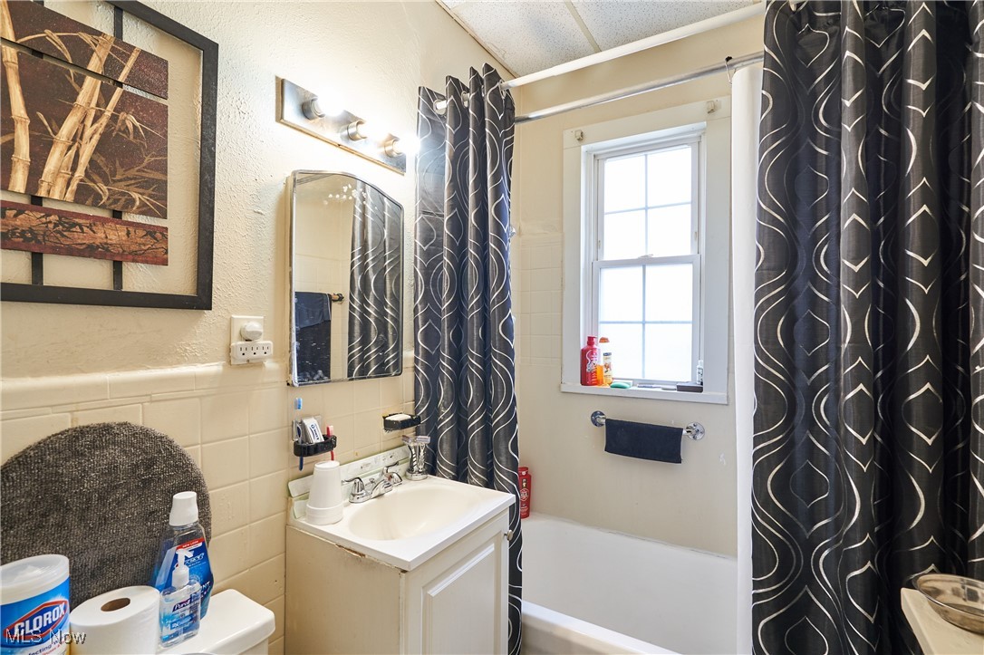 Cleveland, Ohio 44120, United States, ,Commercial,Contingent,32613