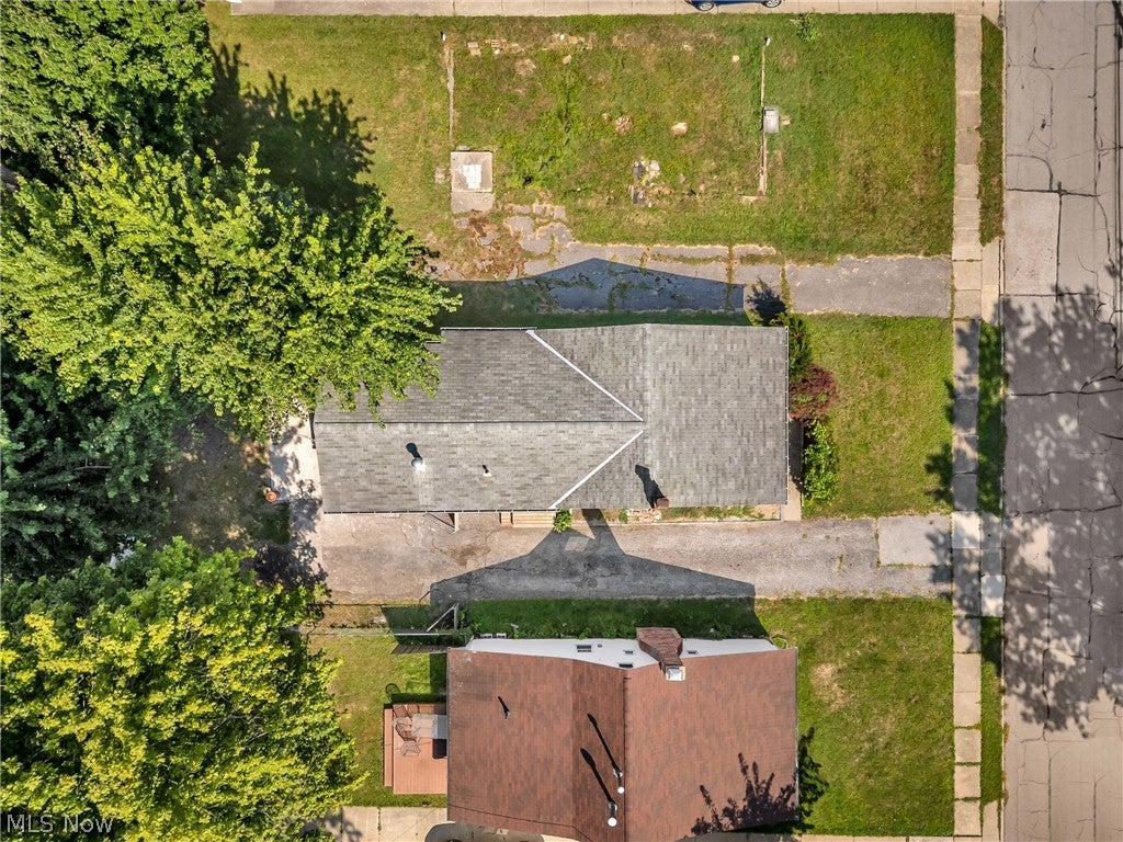 290 E 317th Street