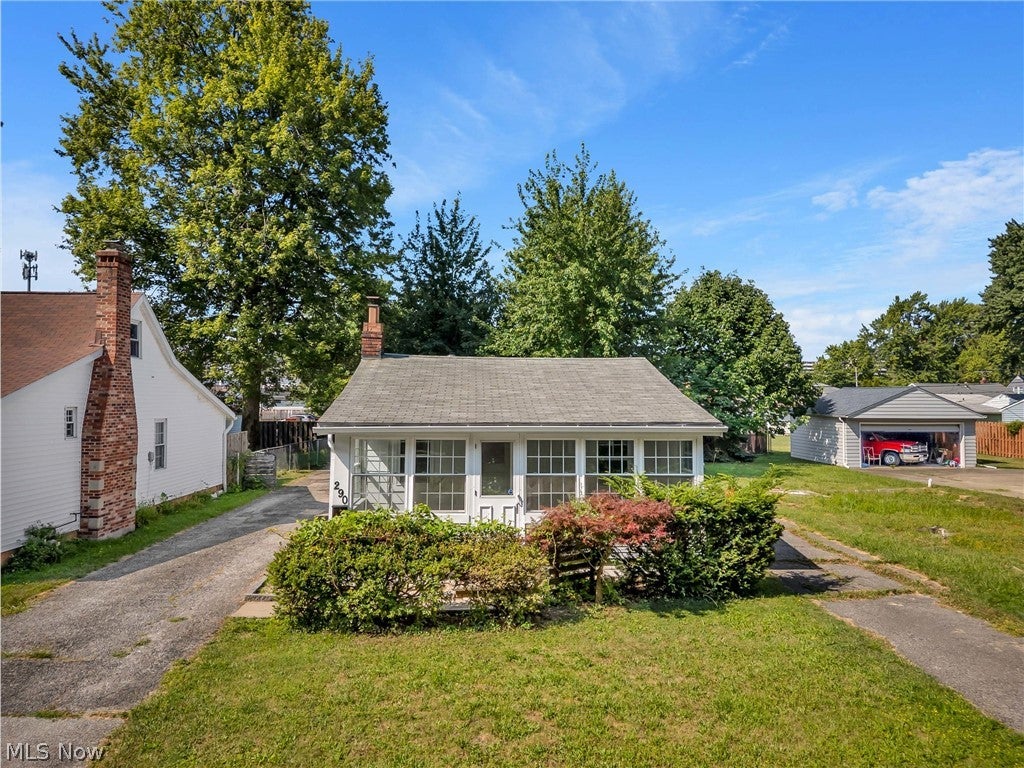 290 E 317th Street