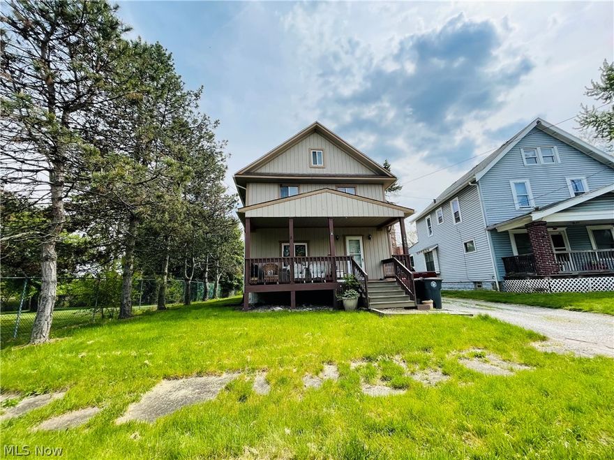 Add this one to your single-family home portfolio. Newer roof. Do the numbers, they make sense on this one. currently rented at $700 month