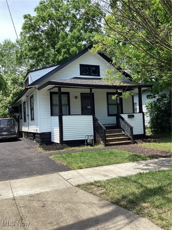 3324 E 128th Street