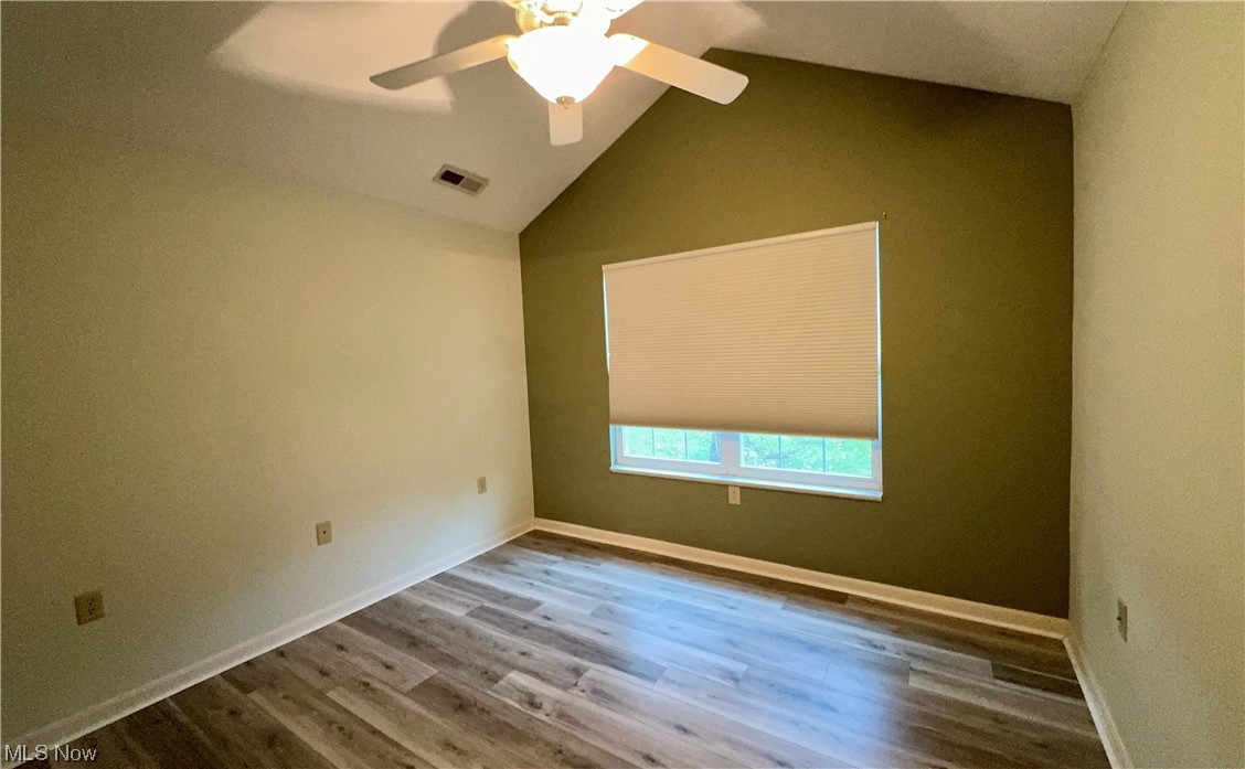 Villas/Hawthorn Woods Condo - Residential