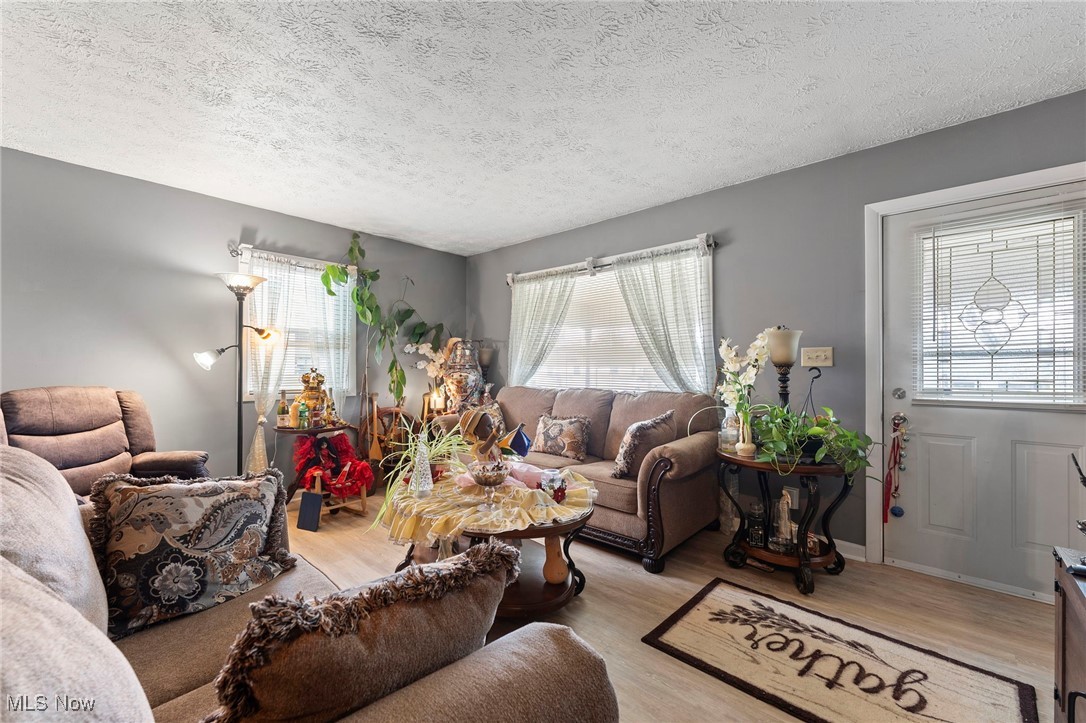 1936 Stepney Street, Niles, Ohio image 3