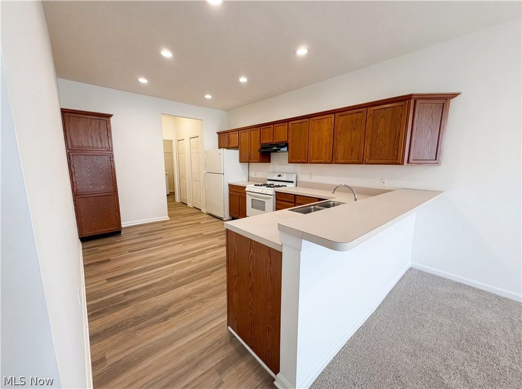 Photo of 554 Crossings Circle, Tallmadge, OH 44278 (MLS # 5198675)