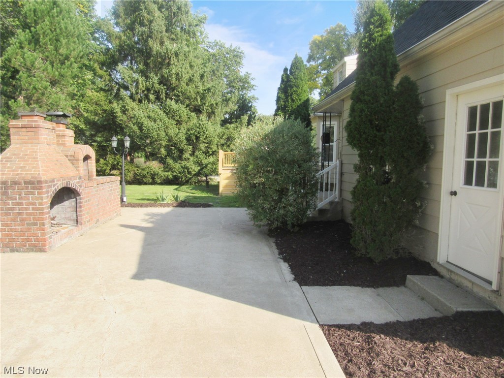 Bishop-White - Residential