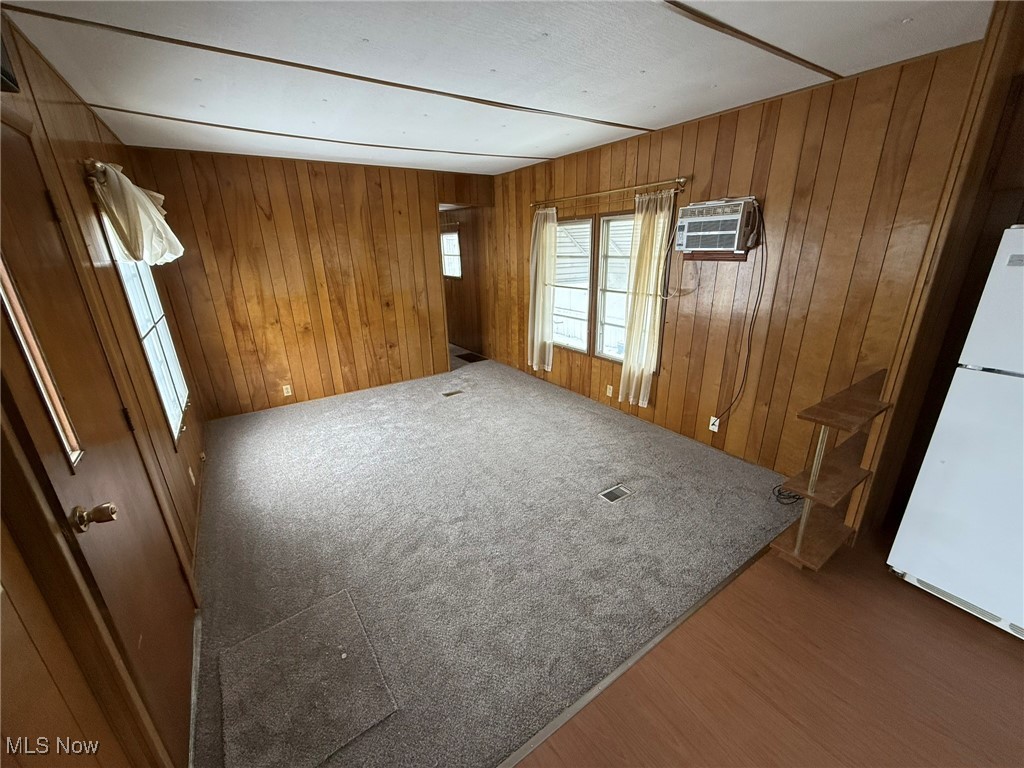 606 Karen Avenue, New Philadelphia, Ohio image 3