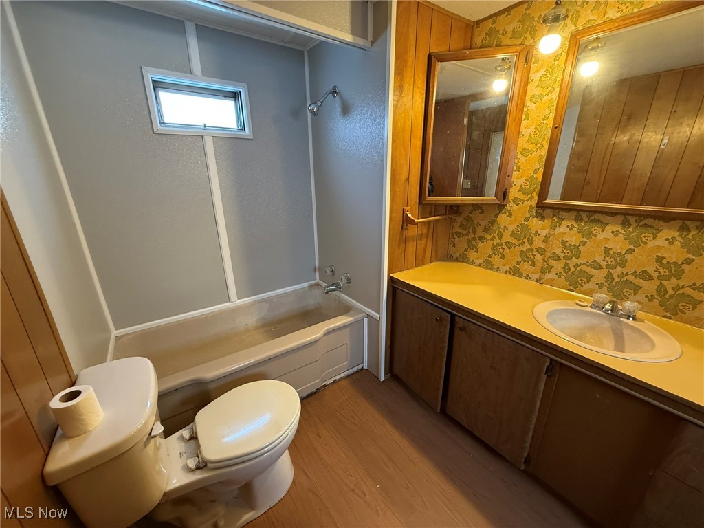 606 Karen Avenue, New Philadelphia, Ohio image 13