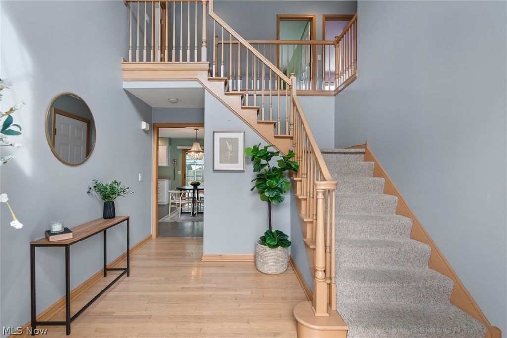 Photo of 4469 Shelly Drive, Seven Hills, OH 44131 (MLS # 5191405)