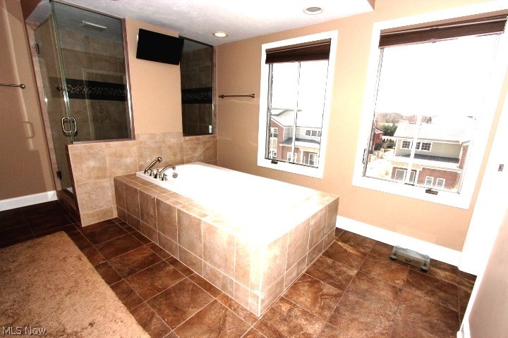 Beachcliff Row Condo - Residential