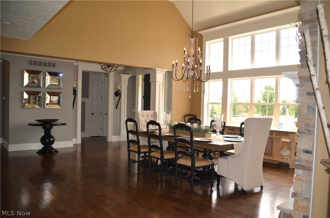 Signature of Solon - Residential