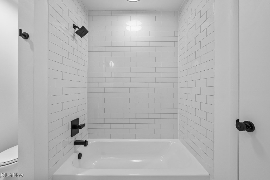 1911 Brookwood Drive, Akron, Ohio image 20