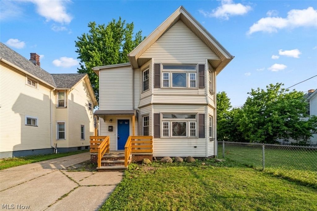 Photo of 2723 Marvin Avenue, Cleveland, OH 44109 (MLS # 5193993)