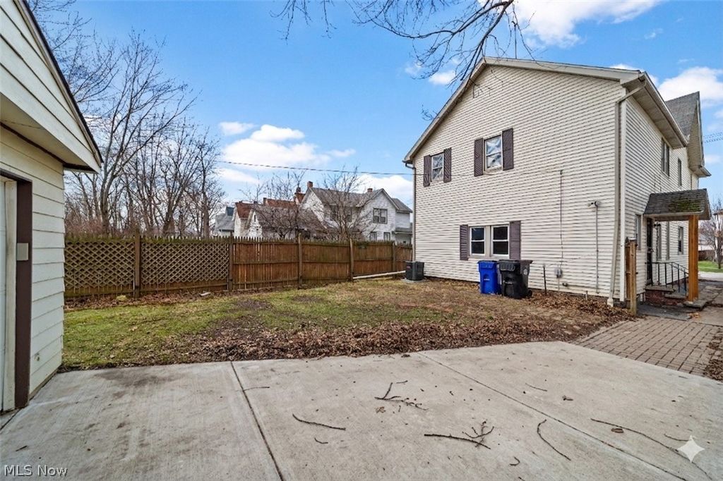 Photo of 2723 Marvin Avenue, Cleveland, OH 44109 (MLS # 5193993)