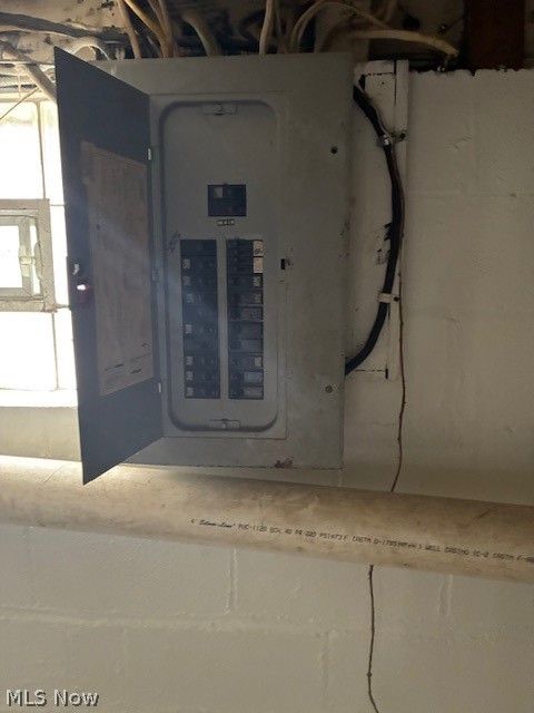 Tiny photo for 792 Allison Avenue NW, Warren, OH 44483 (MLS # 5198025)