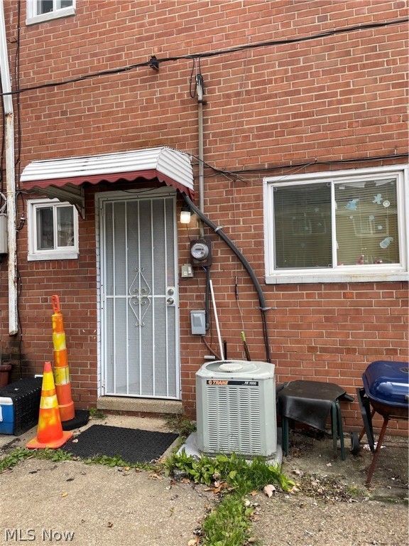 Banbury Village Condo - Residential