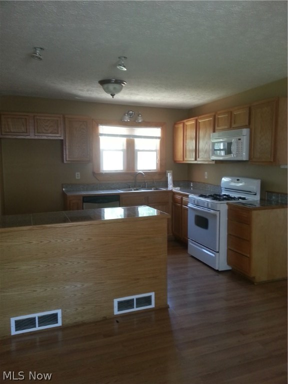 Cleveland Beach - Residential