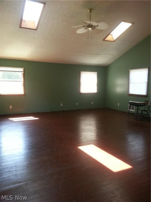 Cleveland Beach - Residential