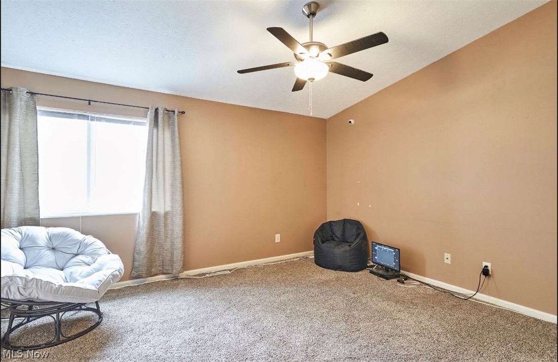 Lockwood Rdg Condo Ph 13 - Residential