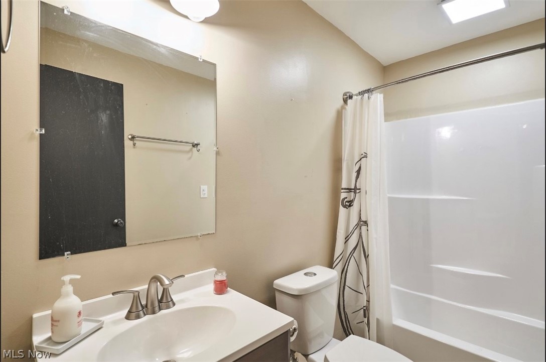 Lockwood Rdg Condo Ph 13 - Residential