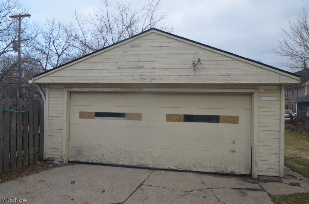 Ferdinand Buklads - Residential Income