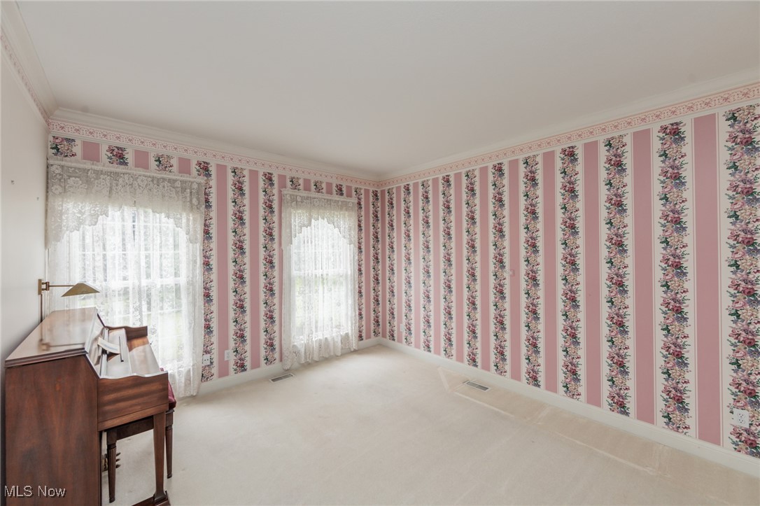 3801 Silvercrest Drive, Stow, Ohio image 3