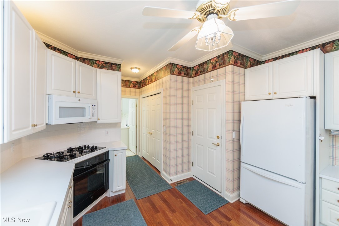 3801 Silvercrest Drive, Stow, Ohio image 14
