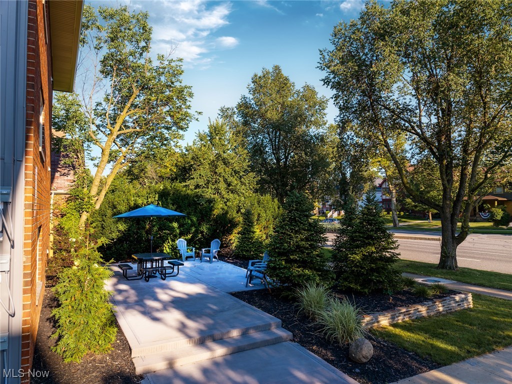 The Standard on Clifton - Residential Lease