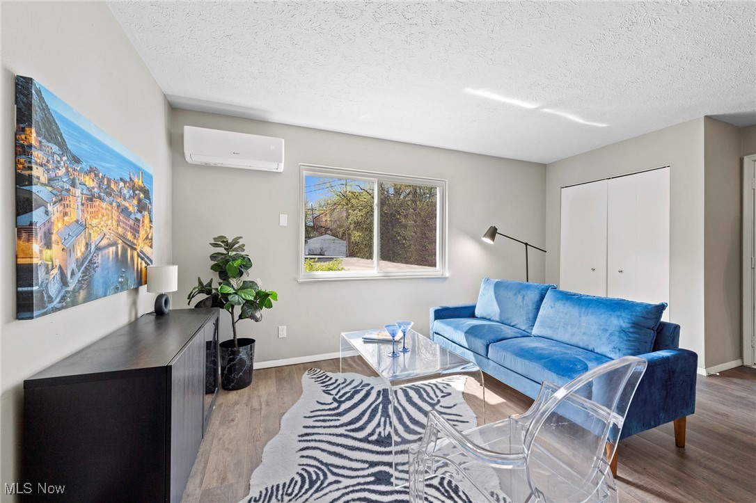 The Standard on Clifton - Residential Lease