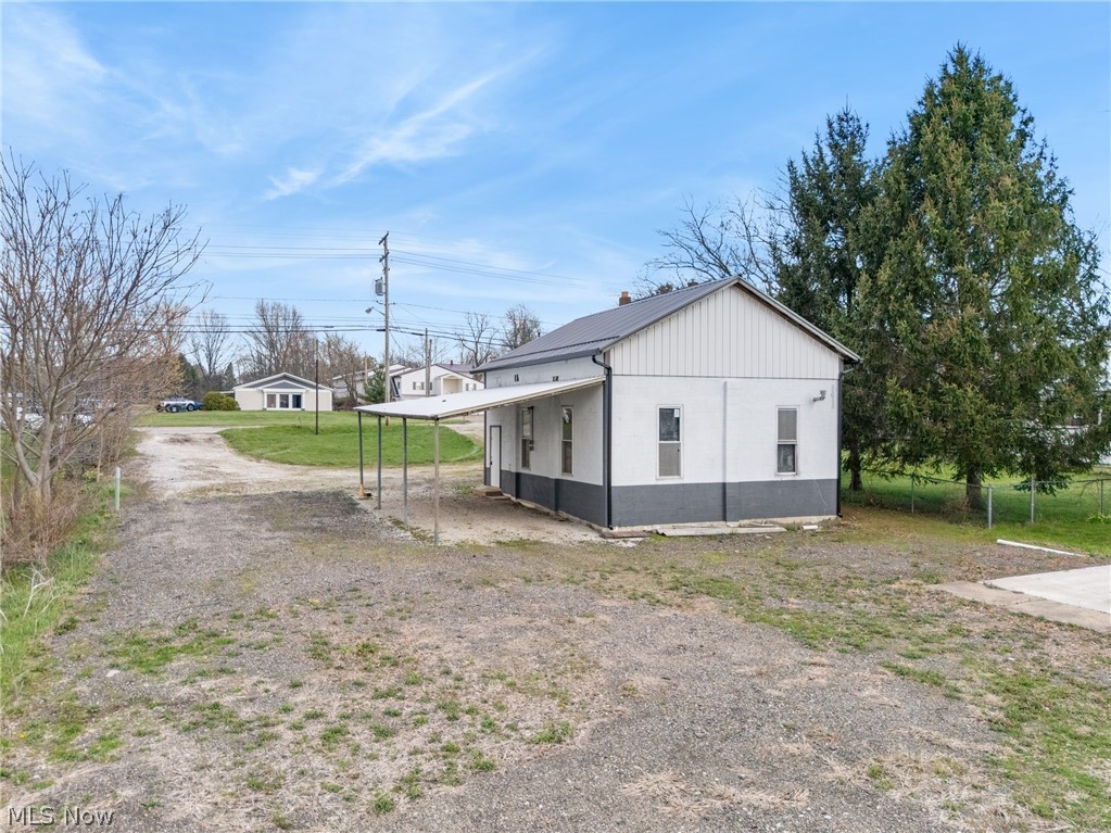 Village/Greentown - Commercial Sale