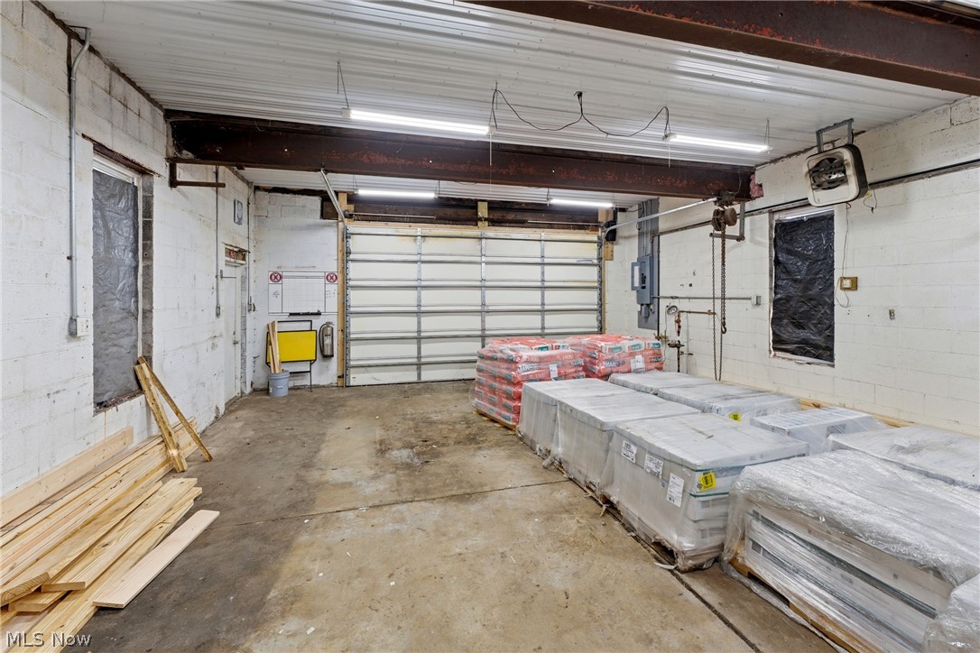 Village/Greentown - Commercial Sale
