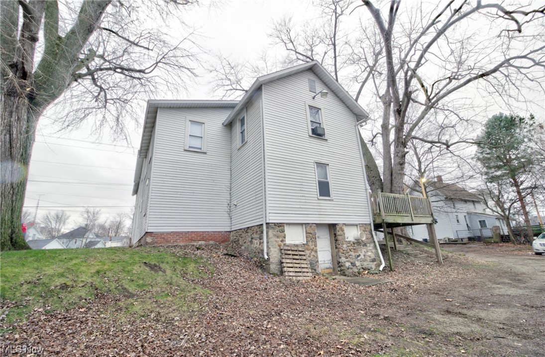 Clyde - Commercial Sale