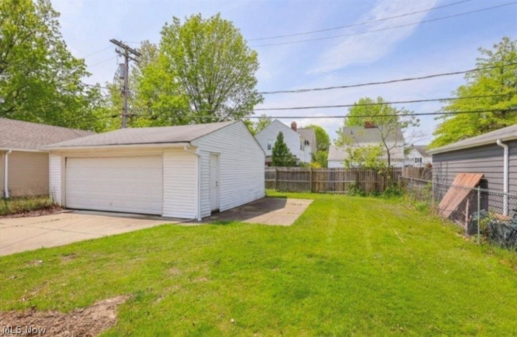 Photo of 144 E 208th Street, Euclid, OH 44123 (MLS # 5200277)