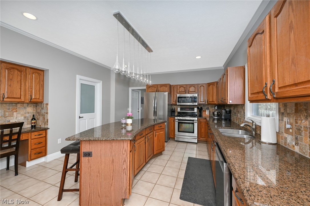 Country Lakes - Residential