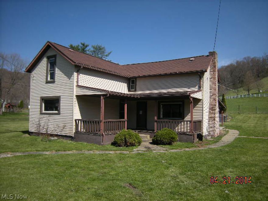 This is a Fannie Mae Homepath property. 3-4 bedroom home on a nice lot. Two bedrooms and a full bath on the first floor, two bedrooms and a full bath on the second level. Property also has an inground swimming pool surrounded by a chain link fence and a nice 3 car detached garage. Auditor is showing the home as having 1038 sq. ft. They are not including the whole back of the home which is approx. 700 sq.ft. of living space. If buyer is going to occupy the home then offer must include owner occupant certification. Brokers please read agent remarks