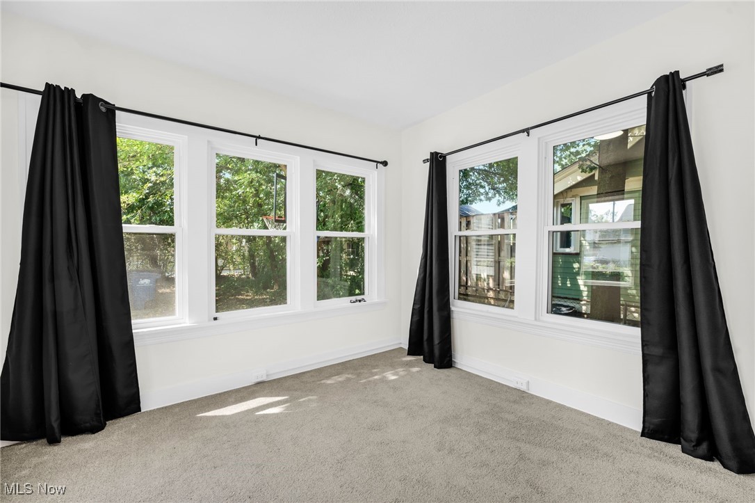 West Lake Park - Residential Income