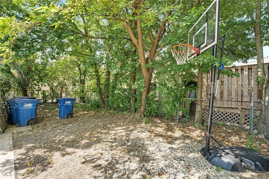 West Lake Park - Residential Income