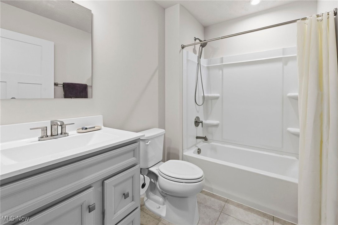 Hidden Lakes - Residential