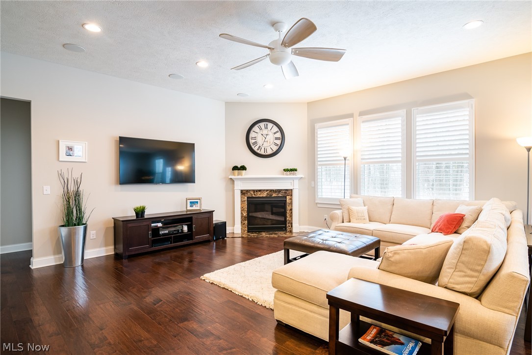 Barrington Clubside Manor - Residential