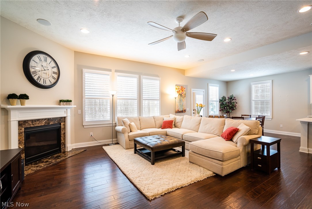 Barrington Clubside Manor - Residential