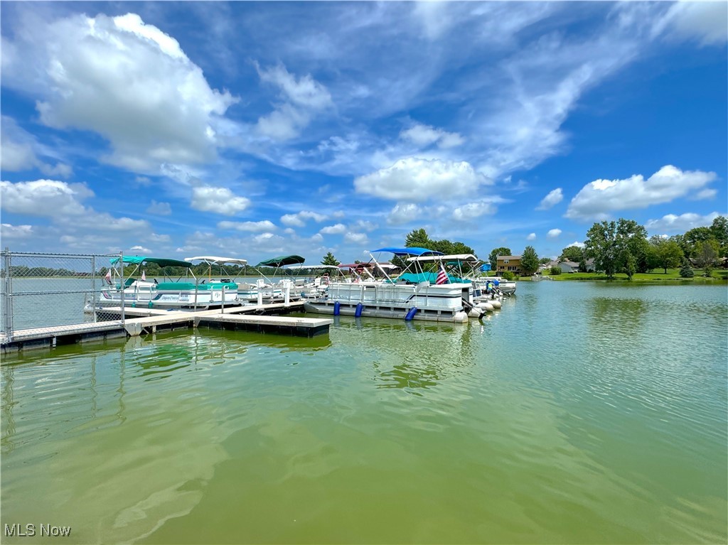 Cinnamon Lake - Residential