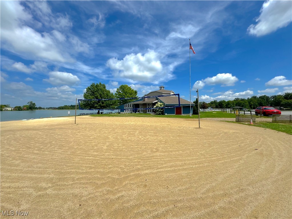 Cinnamon Lake - Residential