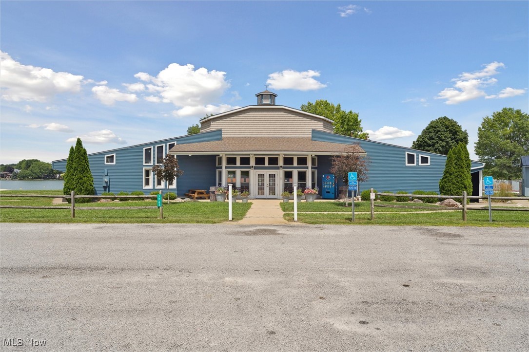 Cinnamon Lake - Residential