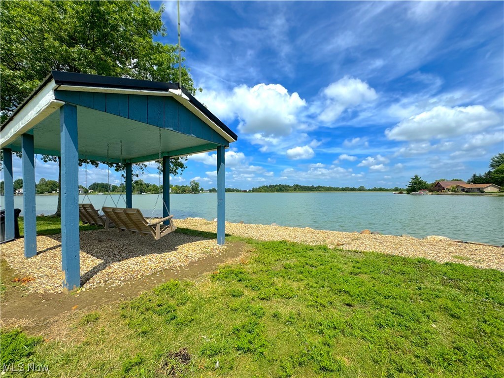 Cinnamon Lake - Residential