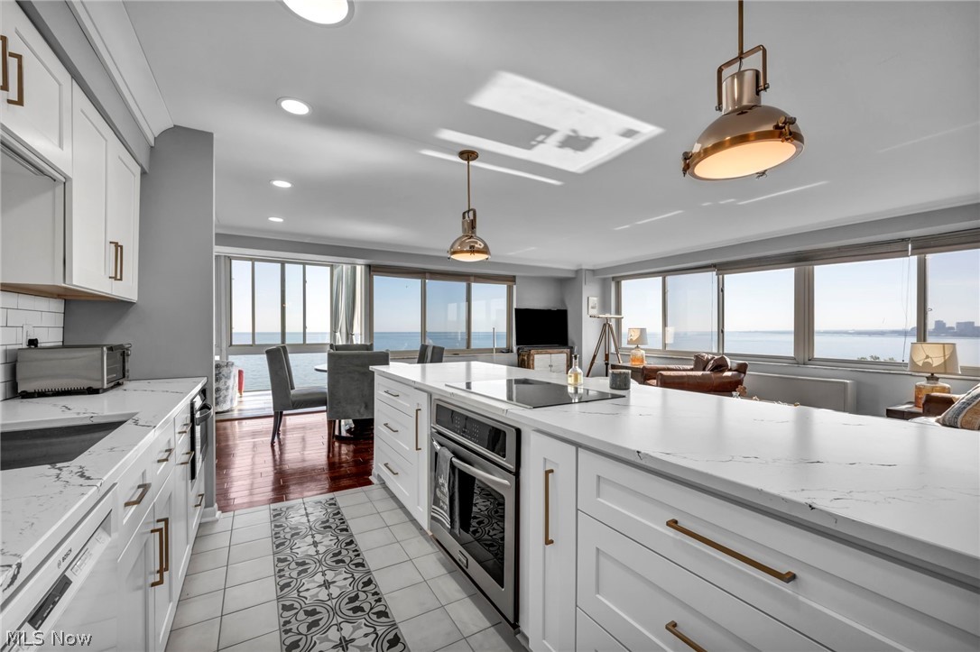12520 Edgewater Drive 1106