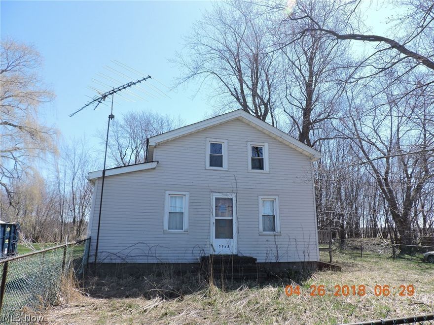 Monroe township colonial featuring a large living room, formal dining room, spacious kitchen - 2 bedrooms and bath on the 1st floor and 2 bedrooms on the 2nd floor. The full basement adds for more storage. All this setting on 5.25 acres with a pond. Just minutes from US I-90.
