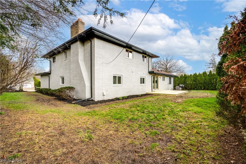 Photo of 19681 Westover Avenue, Rocky River, OH 44116 (MLS # 5193339)