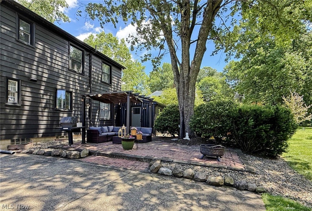 Photo of 2411 Ridgeview Lane, Poland, OH 44514 (MLS # 5220664)
